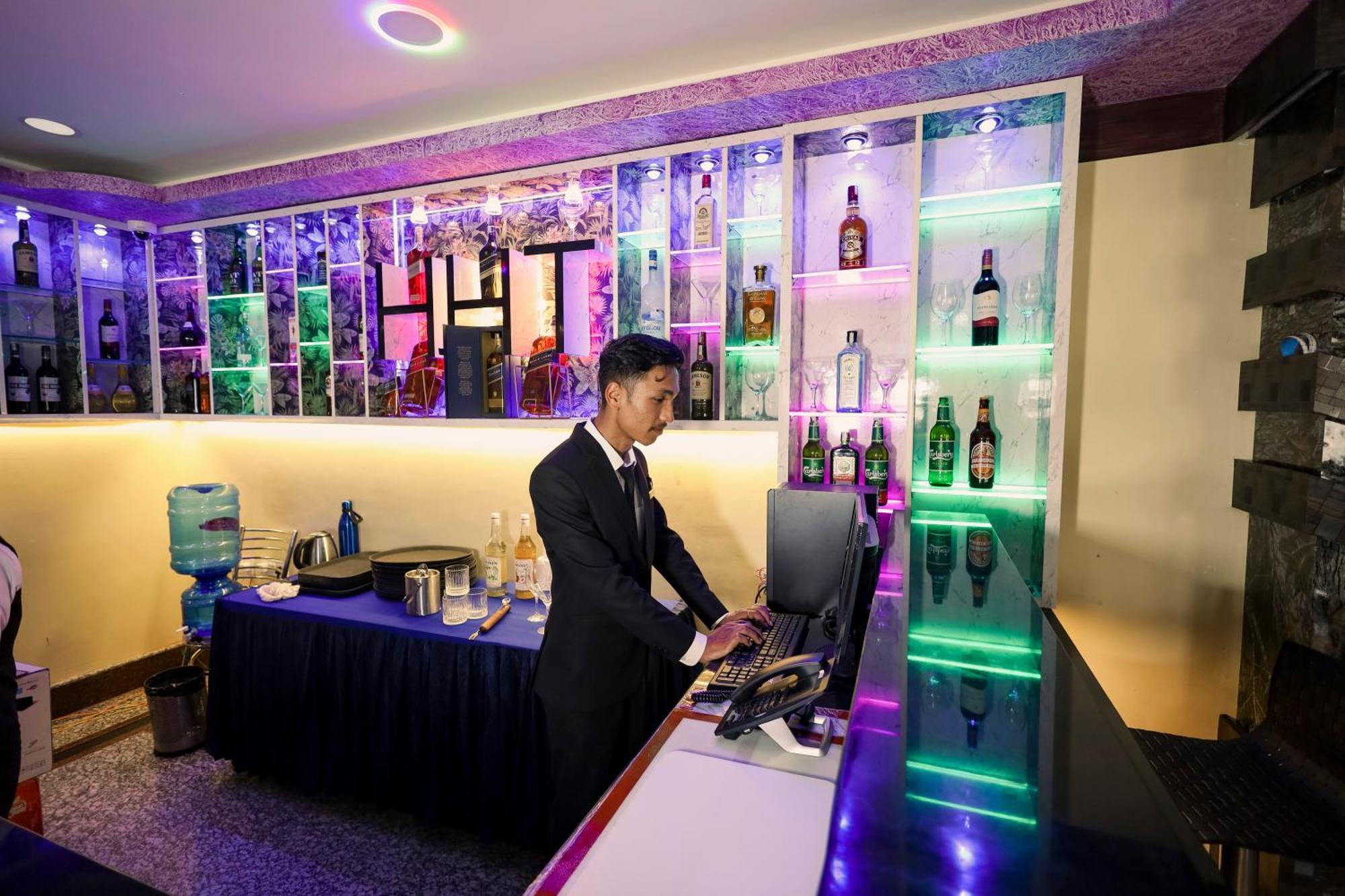 Hotel Hill Tower Ilām Dış mekan fotoğraf